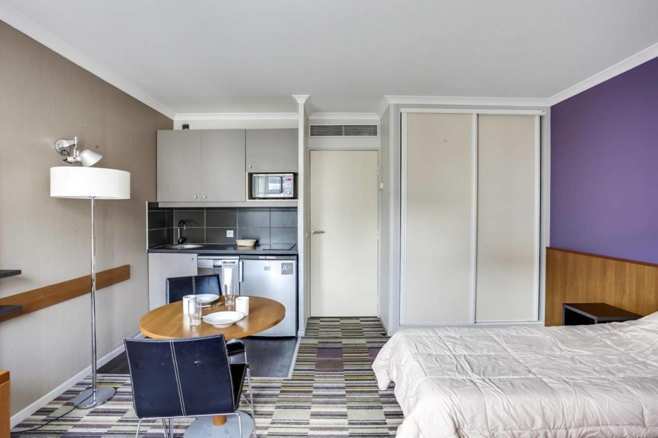 Guestready - Studio Cosy Pres Du Metro Issy-les-Moulineaux Kültér fotó